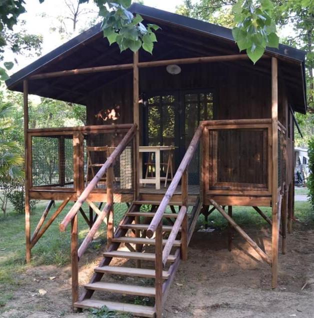 Готель Camping Le Mouliat Moncrabeau Екстер'єр фото